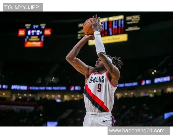 杰拉米格兰特的篮球之路：从新秀到全明星的蜕变与成长